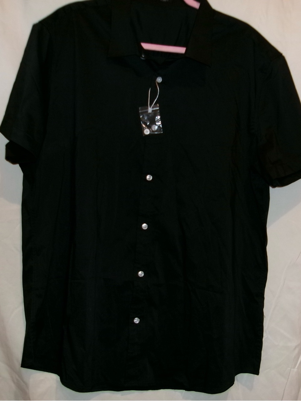 Men's Black Short-Sleeve Casual Button-Down Shirt